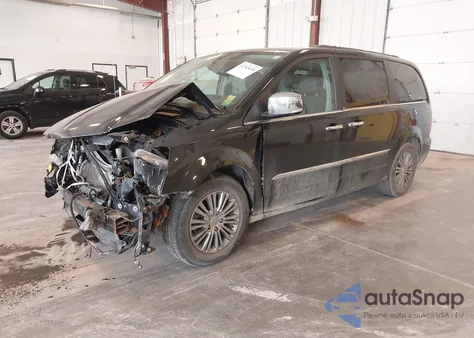 2013 Chrysler Town & Country Touring-L из США, поврежденный, VIN 2C4RC1CG7DR818365